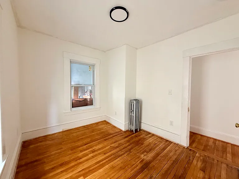 28 Brook St #2 — Photo 19
