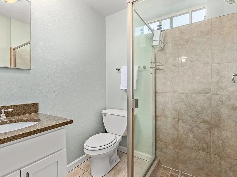 2031 E Orange St — Photo 21