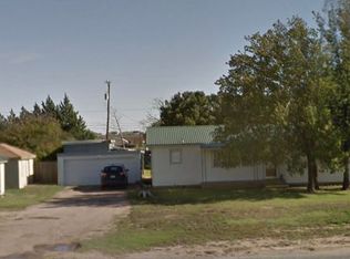 706 Arnett St, Ropesville, TX 79358