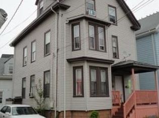 11 Ridgeway St, Lynn, MA 01902