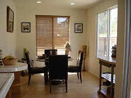 breakfast room