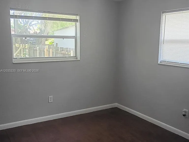 944 NW 51st St — Photo 9