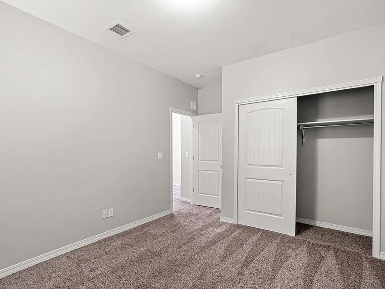 1740 Eased St — Photo 24