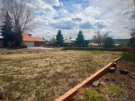 2nd image of 710 Lori Ln