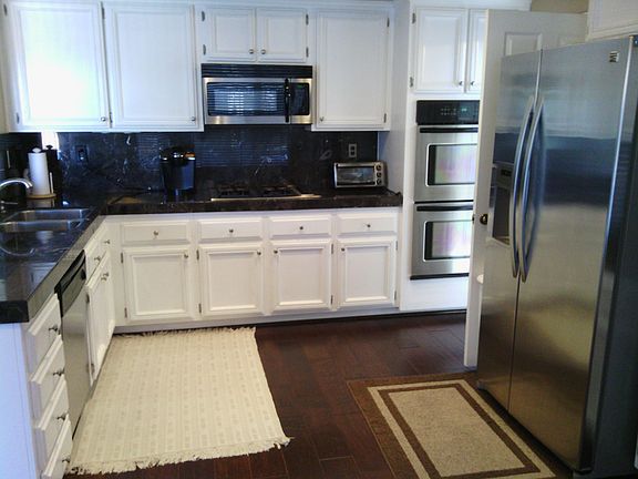4th image of 2261 Pepperwood Ln