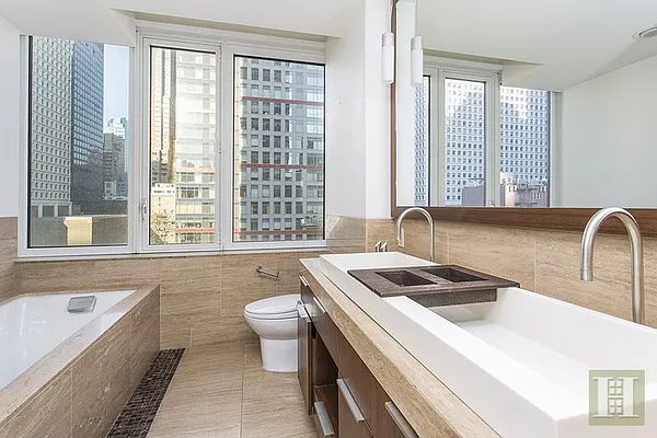 Rented by Halstead Real Estate | media 28