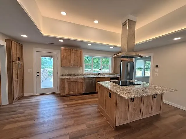 635 Appalachian Dr — Photo 5