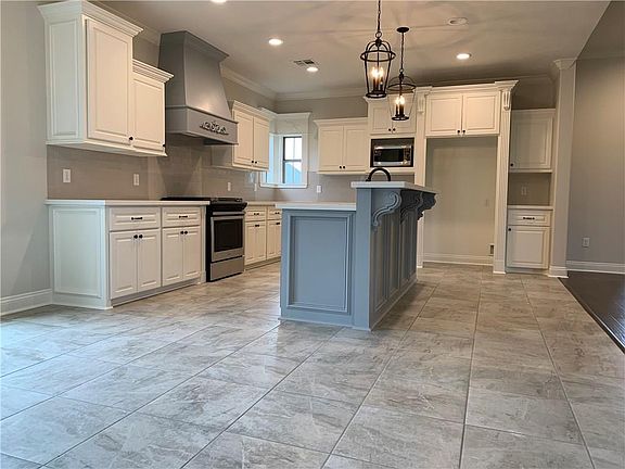 4th image of 1138 N Ella Kate Ln