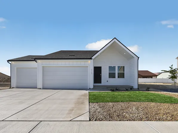 2143 Moon Beam Pl, Grand Junction, CO 81505