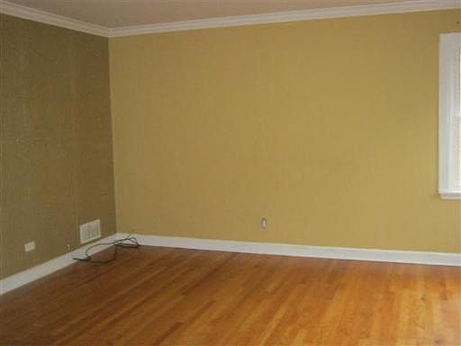 2nd image of 10108 W Schiller Blvd
