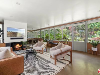 3425 W 27th St, Los Angeles, CA, 90018