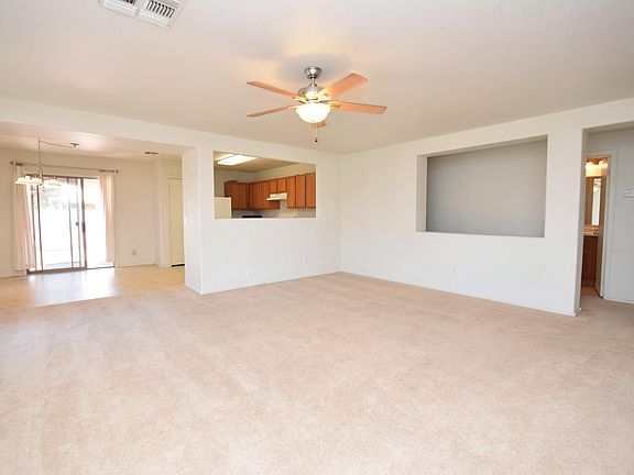 4th image of 654 W Jardin Dr