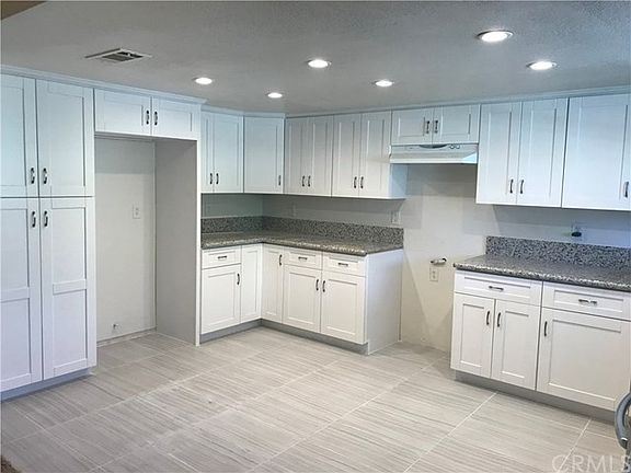2nd image of 26560 Larksong St