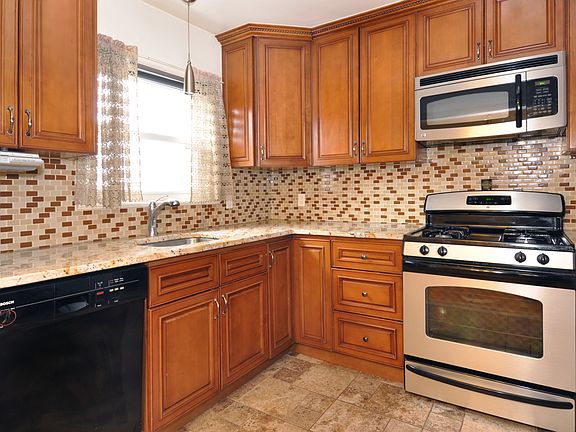 2nd image of 396 Kneeland Ave