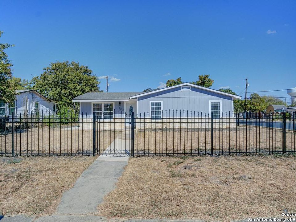1st image of 303 DEMYA DR