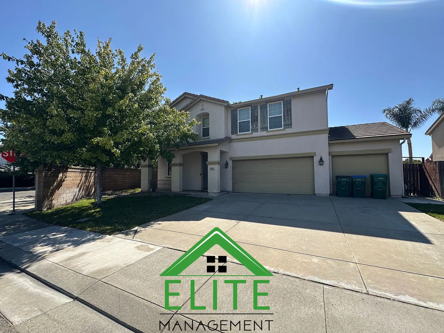 6 bed, 3189 sqft, $4,195 — Photo 1