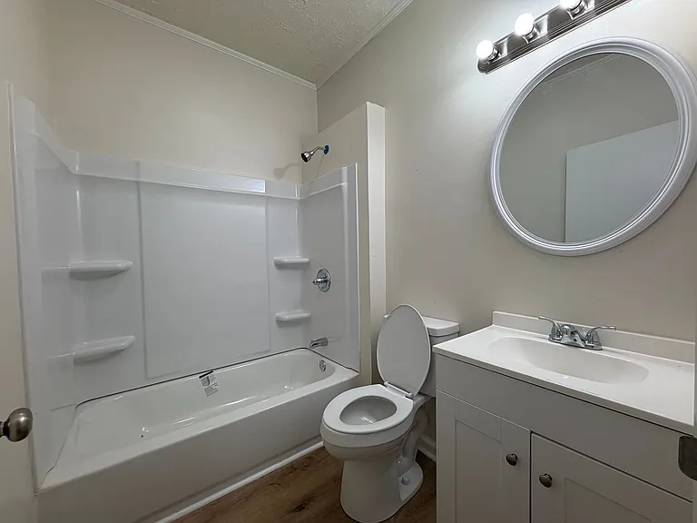 918 Darlington Way SW — Photo 12