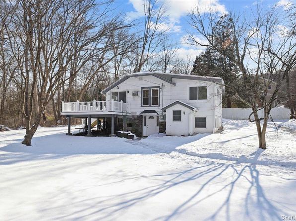 300 Waccabuc Rd Floor 2