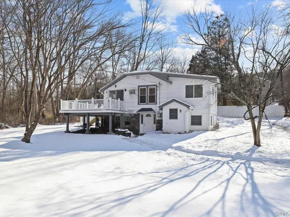 300 Waccabuc Rd Floor 2, Goldens Bridge, NY 10526