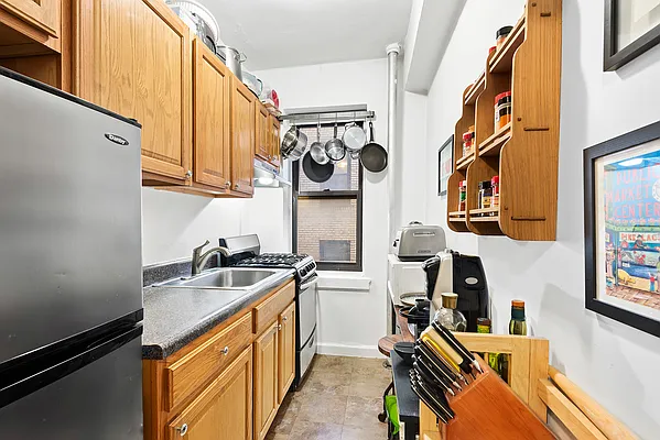 Rented by Halstead Real Estate | media 7