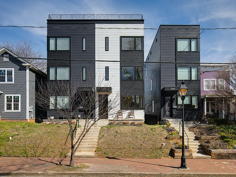1310 W Clay St — Photo 1