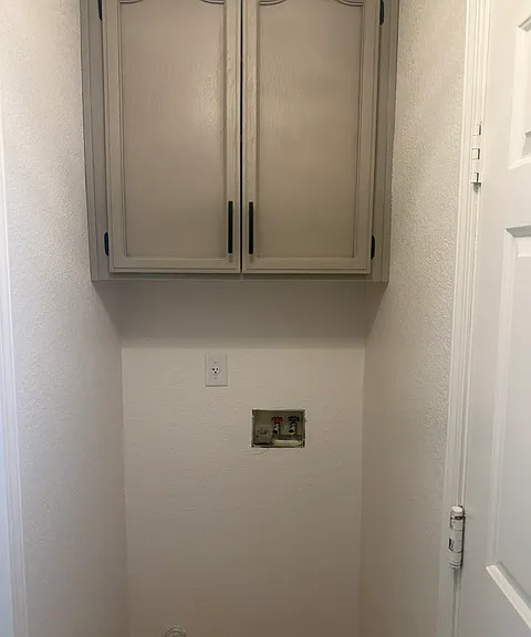 1017 Jayhawk Way — Photo 35