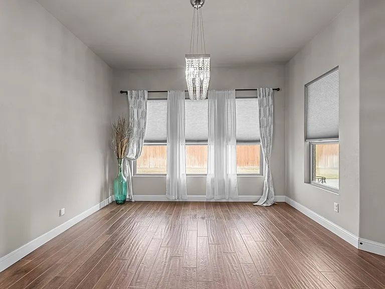 49 Berkshire Cir — Photo 10