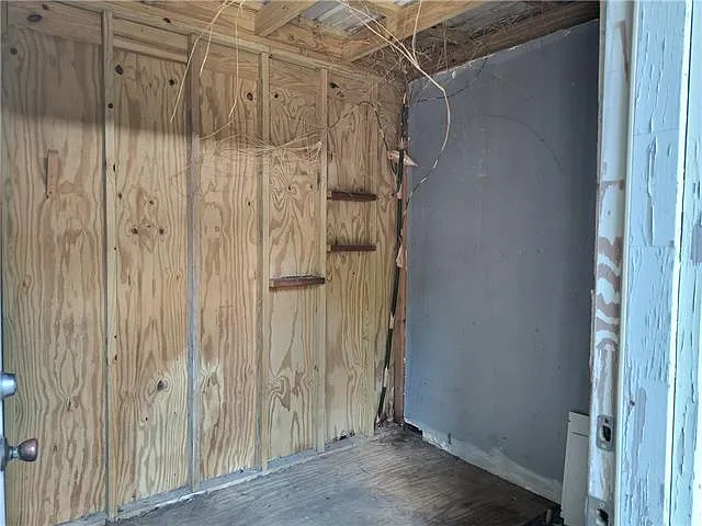 7615 Dominican St — Photo 21