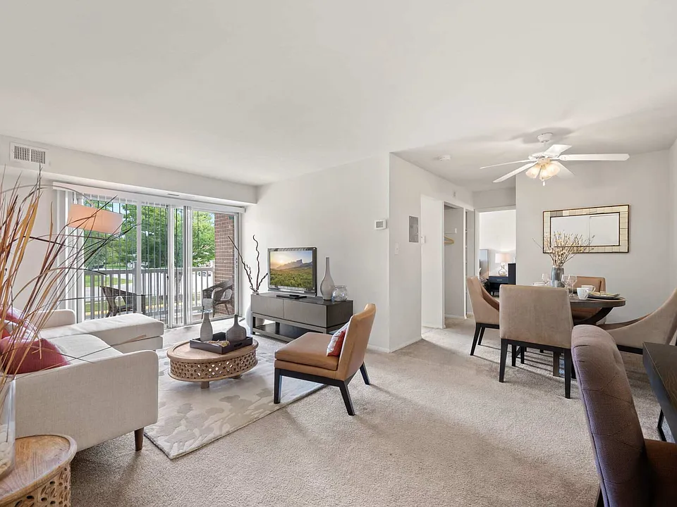 13-web-or-mls-commonsatwhitemarshmodel1-2