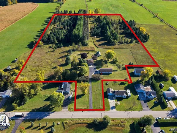 3819 County Road 416 Rd #20, Gladstone, MI 49837