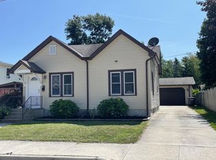 921 Z Ct, Sheboygan, WI 53083
