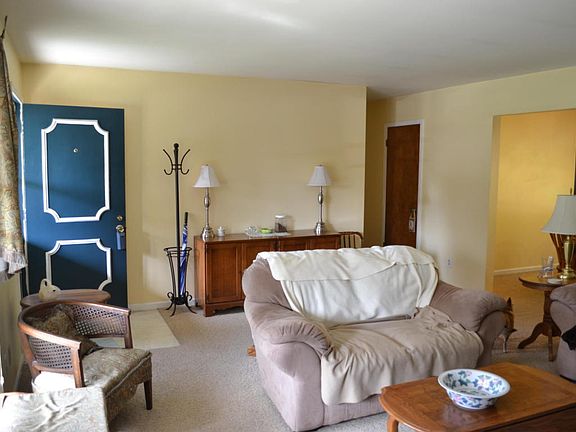 5th image of 669 Timberlane Dr