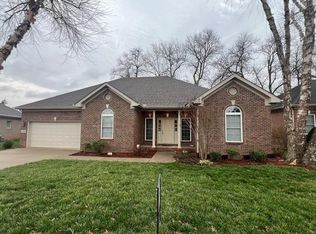2708 Pointe Ct, Bowling Green, KY 42104