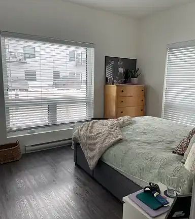 3rd image of 30 De La Seigneurie Blvd #100