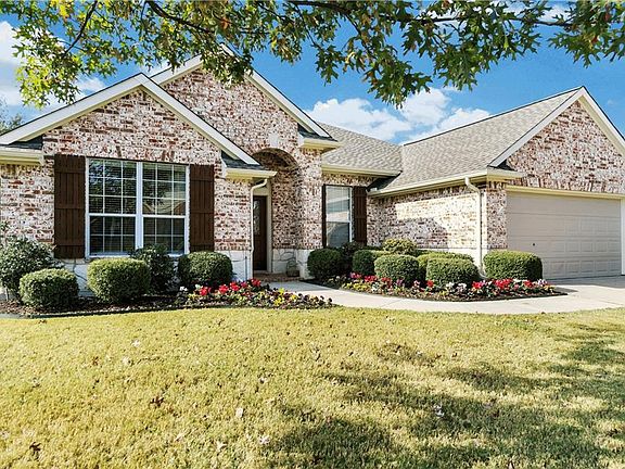 2nd image of 3005 Blue Sage Dr