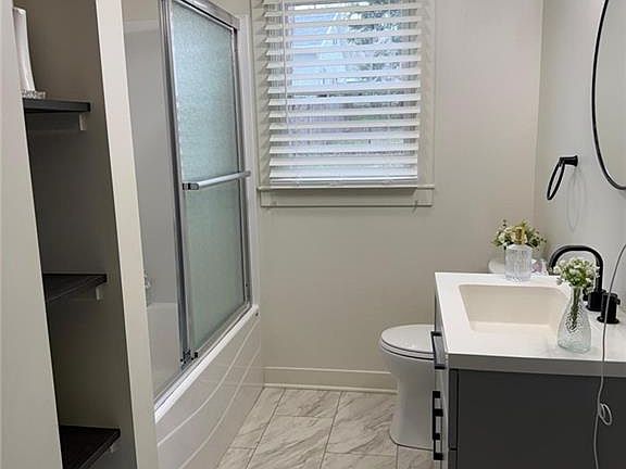 3rd image of 3104 Faraon St