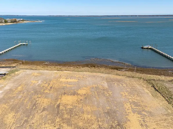 109 Sanctuary Drive, Beaufort, NC 28516