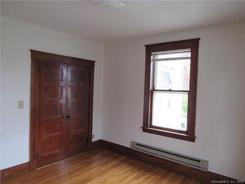 5th image of 127 Farmington Ave #3