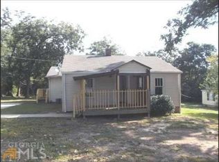 2452 5th St, Gainesville, GA 30504