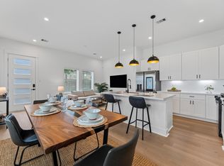 332 Neyland St, Houston, TX 77022