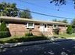 242 Amherst St, Providence, RI 02909