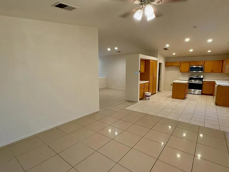 82259 Calico Ave — Photo 10