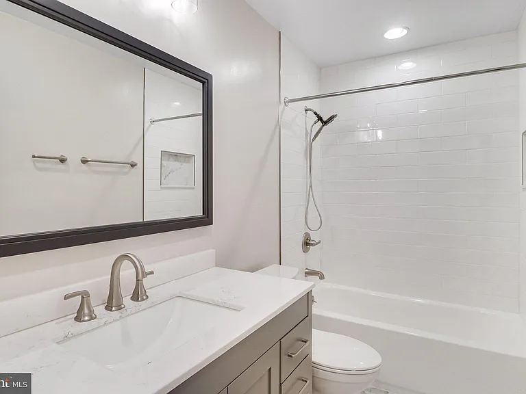 5019 Fleming Dr — Photo 24
