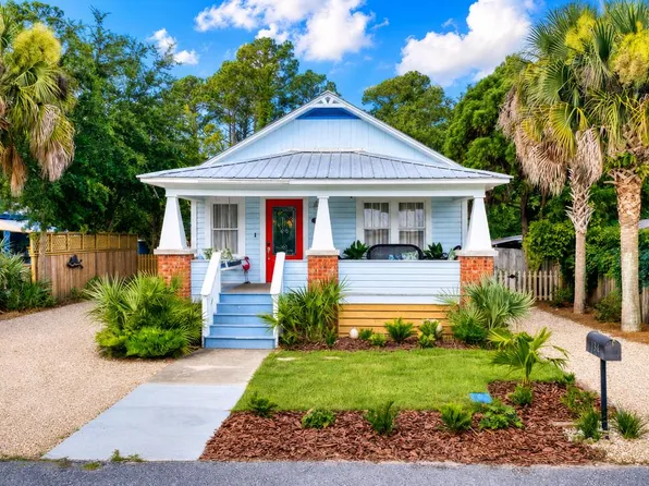 134 Sawyer Ln, Apalachicola, FL 32320