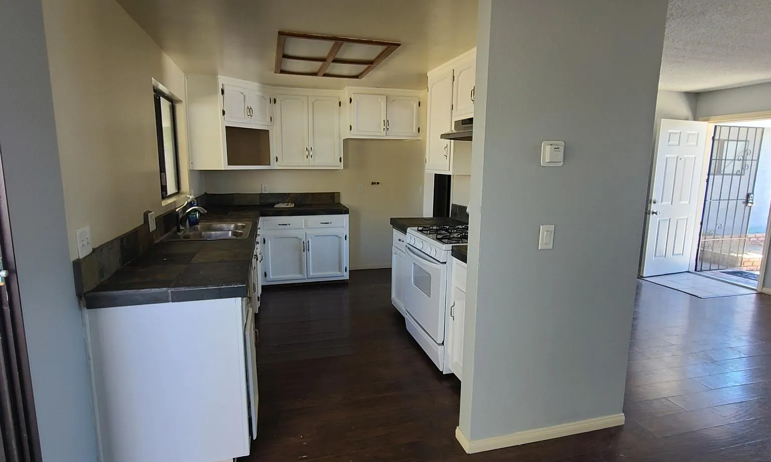 45438 Lorimer Ave — Photo 4