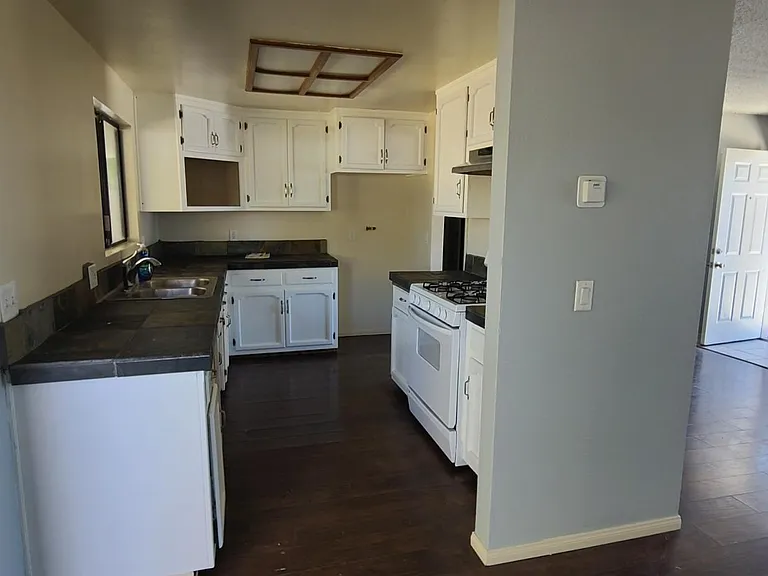 45438 Lorimer Ave — Photo 4