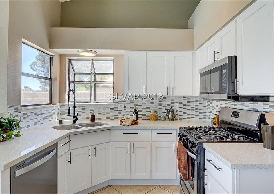 1st image of 3829 Aspencrest Dr