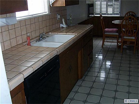 5th image of 5024 Stevely Ave