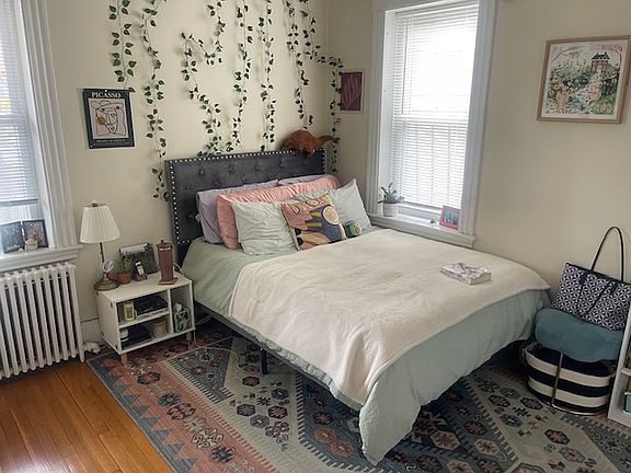 5th image of 1445 Cambridge St APT 1