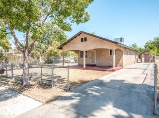 262 12th St, Orange Cove, CA 93646